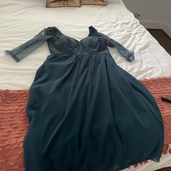 ASOS Chi Chi London Maternity lace midi dress Blue - Picture 8 of 8